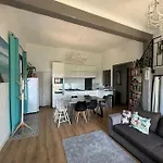 Apartment Rez De Avec Jardin A 6 Min Des Plages *
